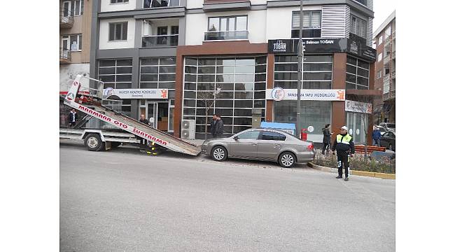 Bandırma&#39;da 5 günde 26 bin TL trafik cezası kesildi