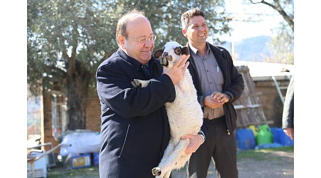 Başkan Özakcan, Horozköy Mahallesini ziyaret etti