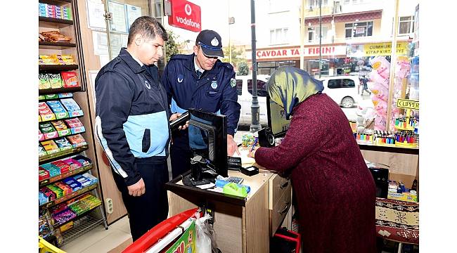 Büyükşehir zabıtasından etiket denetimi