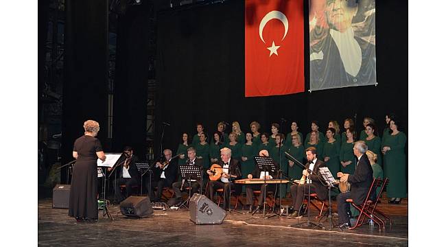 Büyükşehir&#39;den Bayanlar Türk Müziği Topluluğu konseri