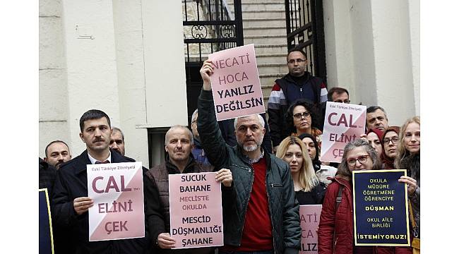 Cağaloğlu Anadolu Lisesinde veliler müdüre sahip çıktı