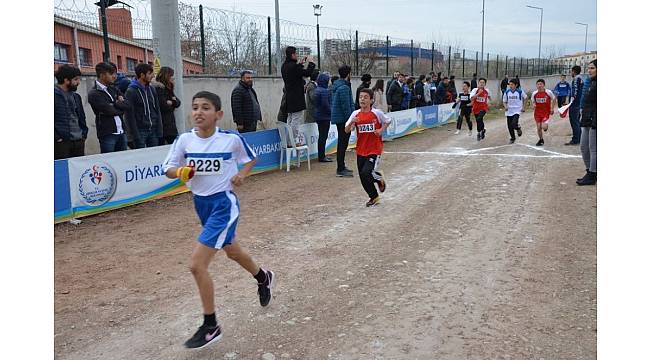 Diyarbakır&#39;da atletizm müsabakaları sona erdi