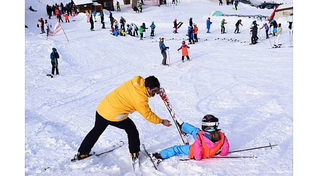 Kayak kursunu başarıyla tamamladılar