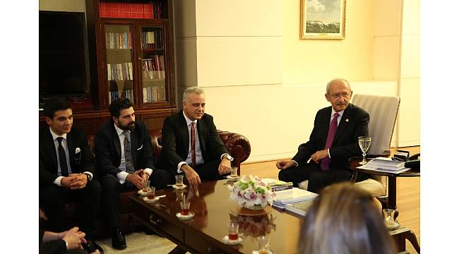 Kılıçdaroğlu, Hukuk Akademi Derneği heyetini kabul etti