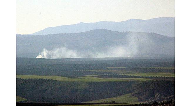 Topçu birlikleri, Afrın&#39;deki PYD mevzilerini vurdu