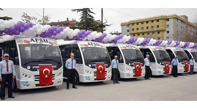 Afyonkarahisar&#39;da halk otobüsleri seferlerine son verdi