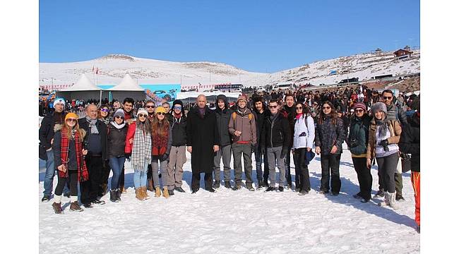 Ankara Ardahan Dernekler Federasyonu gençlere Ardahan&#39;ı gezdirdi