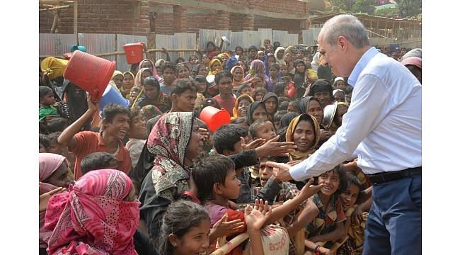 Bakan Kurtulmuş, Bangladeş&#39;te Arakanlı Müslümanların kaldığı kampları ziyaret etti