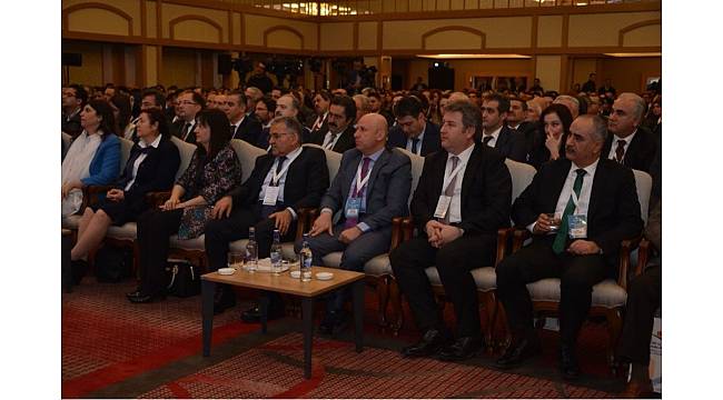 Başkan Büyükkılıç, &#39;Kentsel Tasarım Seminerine&#39; katıldı