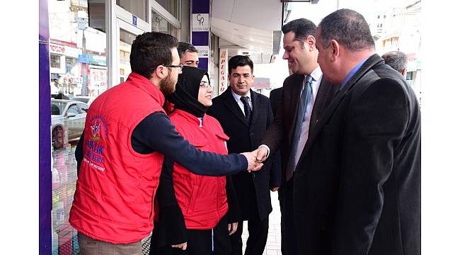 Başkan Vekili Öztürk, İpekyolu gençlik merkezini ziyaret etti