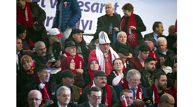 CHP&#39;de kurultay günü