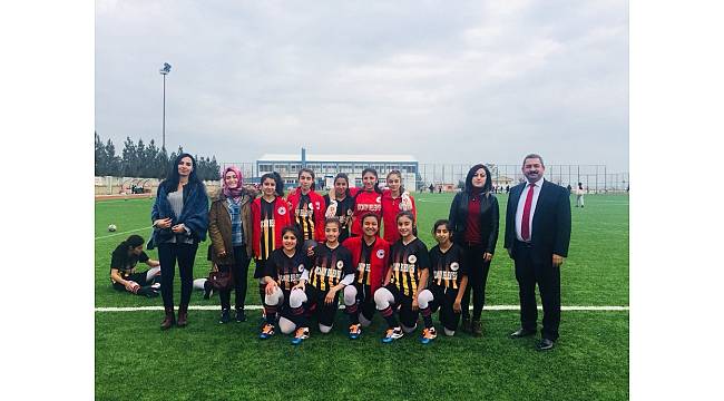 Diyarbakır&#39;da okul sporları devam ediyor