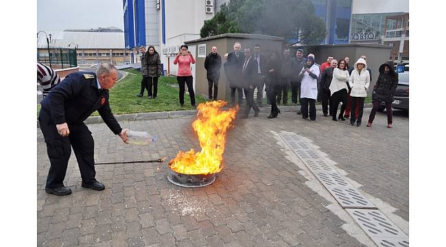 Gençlik Hizmetleri Müdürlüğü çalışanlarına temel yangın eğitimi