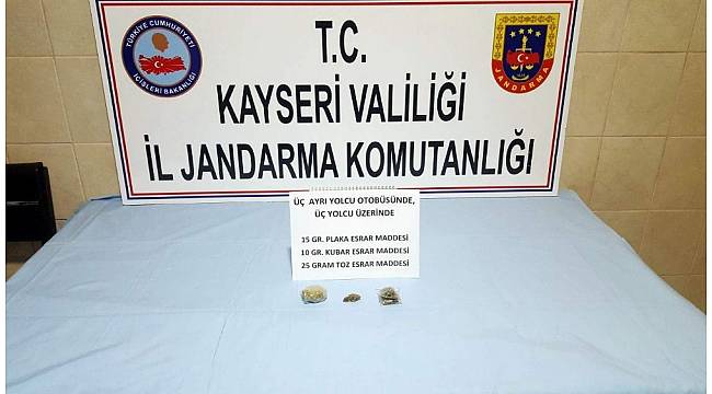 Jandarmadan kaçak sigara ve uyuşturucu operasyonu