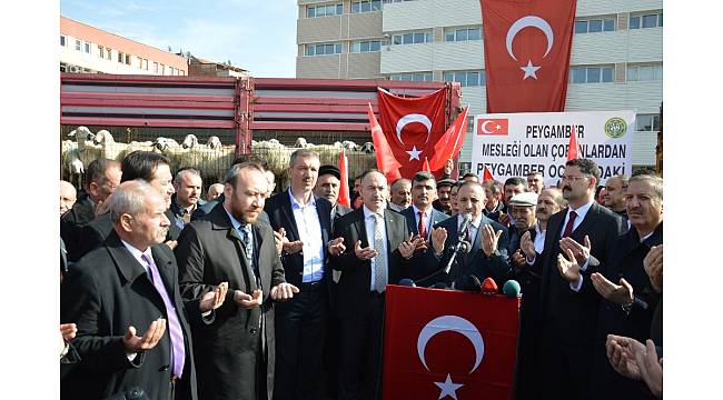 Kırıkkaleli koyun yetiştiricilerinden Zeytin Dalı&#39;na destek