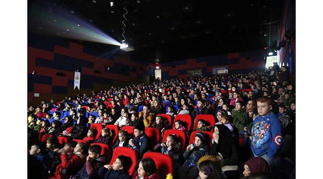 Sapancalı çocuklar sinema ile buluştu