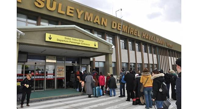 Süleyman Demirel Havalimanı&#39;ndan yılın ilk ayında 8 bin 27 yolcu seyahat etti