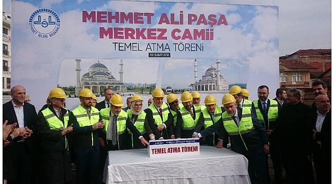 Yeni Mehmet Ali Paşa Merkez Camii&#39;nin temeli atıldı