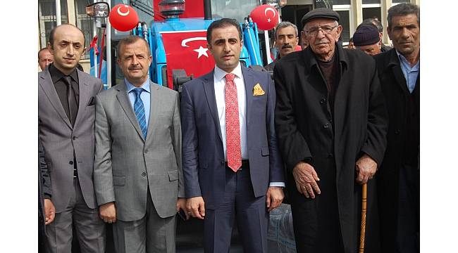 Çevre ve Şehircilik Bakanlığından Güroymak&#39;a kepçe