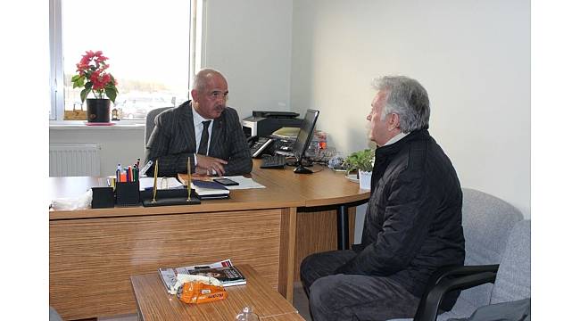 Milletvekili Ilıcalı&#39;dan sanatçıya protez kol müjdesi