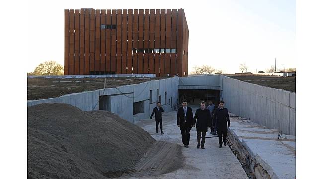 Vali Tavlı, Troya Müze İnşaatında incelemelerde bulundu