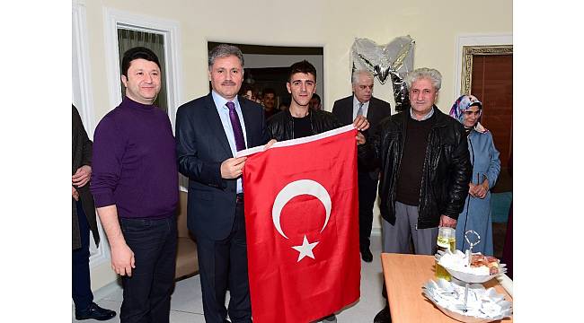 Yeni doğan bebeğine El-Bab şehidinin adını verdi