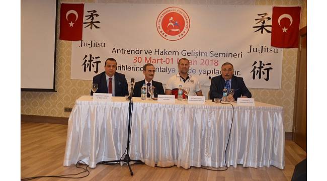 Dünya Ju Jitsu Federasyonu Başkanı Türkiye&#39;de seminer verdi