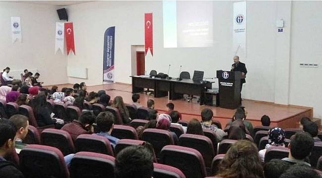 GAÜN Öğrencilerine hafızayı koruma ve geliştirme konulu seminer