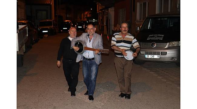 &#39;Dım dım yarla&#39; sahura uyandılar