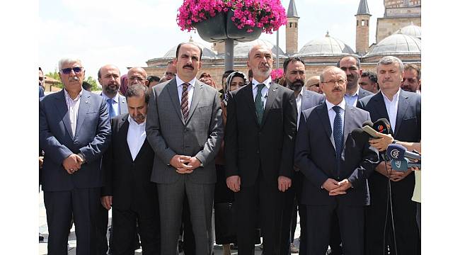 AK Parti Konya&#39;da seçim çalışmalarına Mevlana Meydanı&#39;ndaki programla başladı