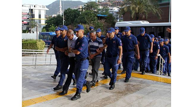 Alanya&#39;da gayrimenkul dolandırıcılığına 12 tutuklama