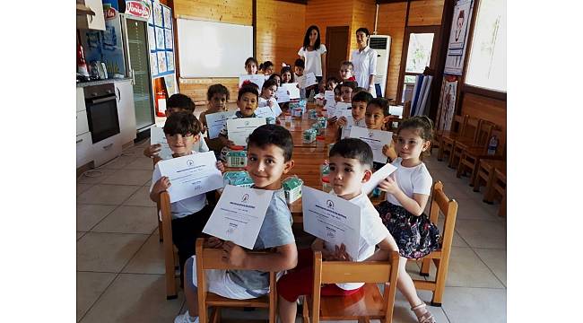 Antalya&#39;da miniklere hijyen eğitimi