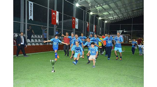 AOSB Futbol Turnuvası&#39;nda kupa sahibini buldu