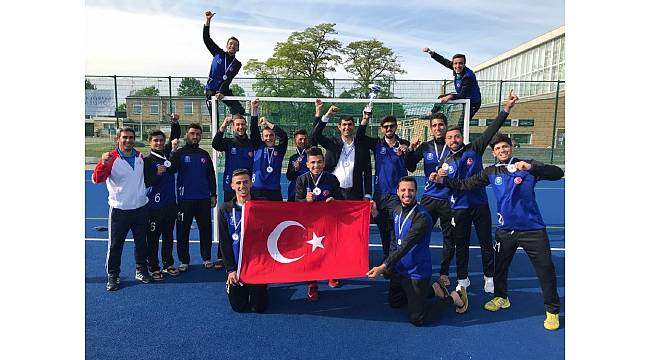 Avrupa&#39;nın hokeyde gol kralı Mahmut Yunus Cengiz oldu