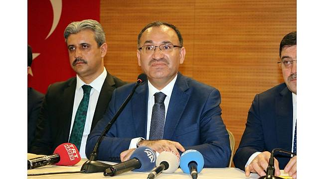 Başbakan Yardımcısı Bozdağ: &quot;CHP Türkiye&#39;de sistem değişmemiş gibi seçim hazırlığı yapıyor&quot;