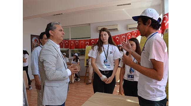 Başkan Uysal, Bilim Fuarı&#39;nı açtı