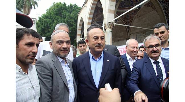 Çavuşoğlu&#39;ndan esnaf ziyareti