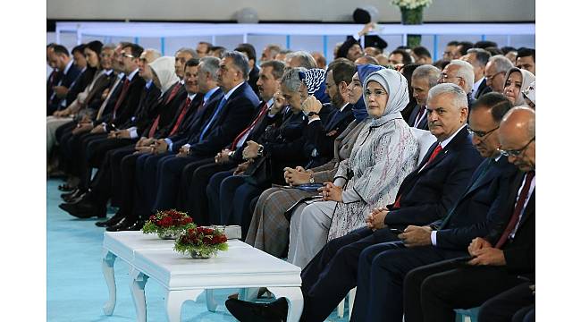 Cumhurbaşkanı Erdoğan: "Her iki seçimden de yüzümüzün akıyla çıkacağız"