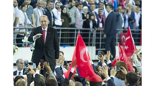 Cumhurbaşkanı Recep Tayyip Erdoğan, &quot;Enflasyonla mücadele konusundaki yeni ve çok ciddi önlemleri seçimden sonra yürürlüğe koyacağız&quot; dedi.