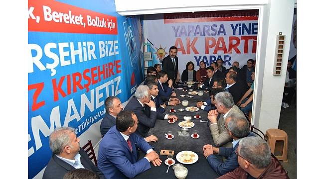 Cumhuriyet Halk Partisi İl Teşkilatı , Ak Parti Seçim Bürosunu ziyaret etti