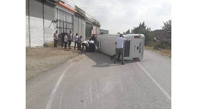 Denizli&#39;de trafik kazası: 8 yaralı