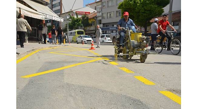 Ereğli Belediyesi yol çizgi çalışmalarını sürdürüyor