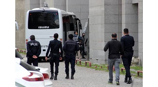 Erzurum&#39;da 2 kişinin öldüğü kavganın 17 şüphelisi adliyeye sevk edildi