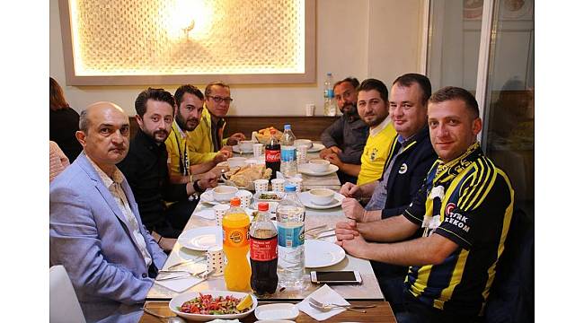 Gediz Fenerbahçeliler Derneği&#39;nden iftar