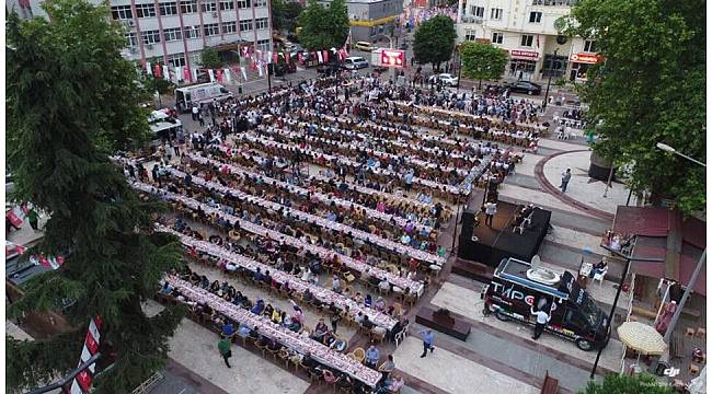 Görele Belediyesi ilçe halkını iftarda buluşturdu