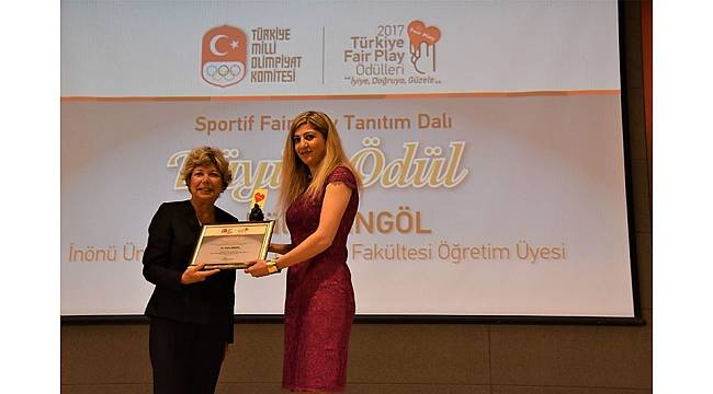 Hülya Berktaş Bingöl&#39;e olimpiyat ödülü