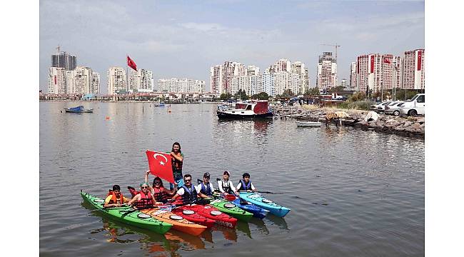 Karşıyaka&#39;da festival coşkusu