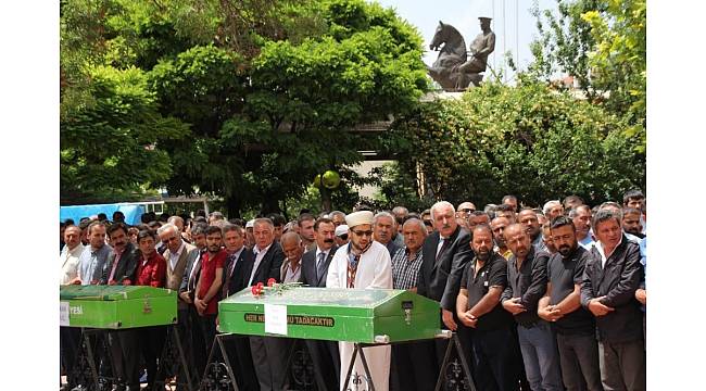 Kırşehir&#39;li bozlak sanatçısı Altaş, son yolculuğuna uğurlandı