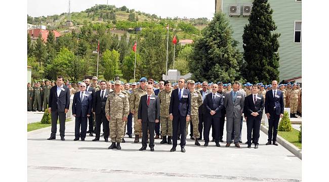 Şenoba helikopter kazası şehitleri anıldı