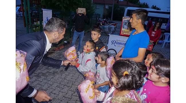 Sivrihisar&#39;da mahalle iftarları başladı